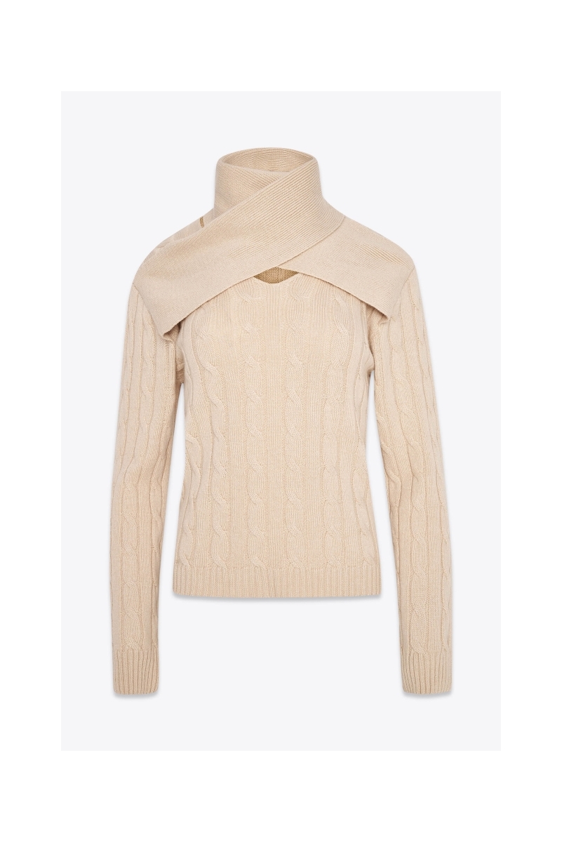 BEIGE CABLE-KNIT TURTLENECK SWEATER IN CASHMERE