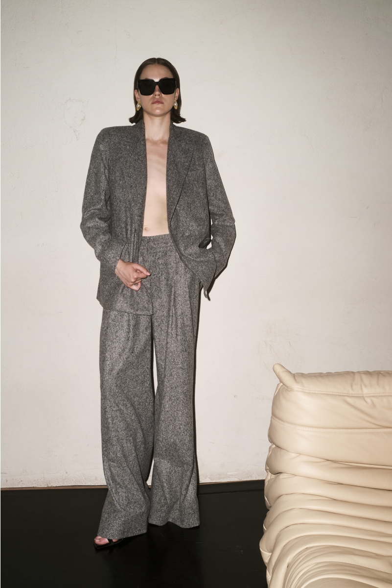 OVERSIZED PANTS IN WOOL