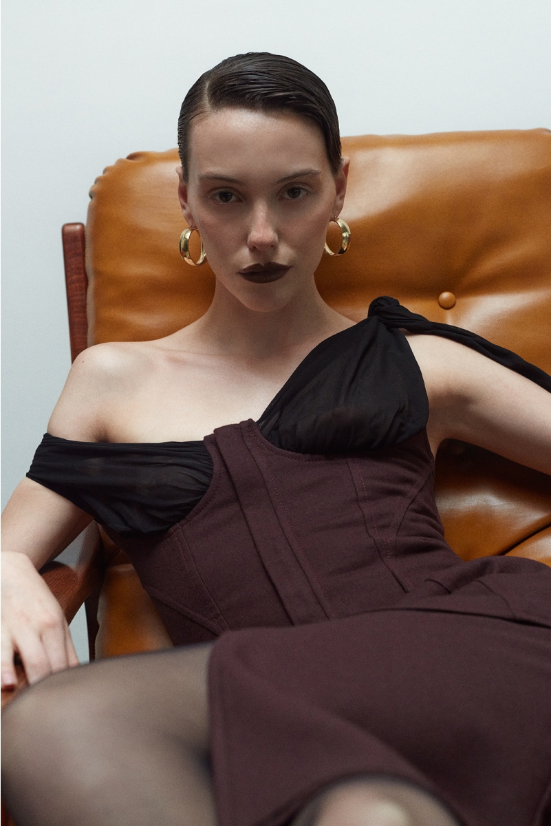 CHERRY LACQUER CORSET TOP