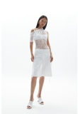 WHITE OPEN LEG BERMUDA SHORTS