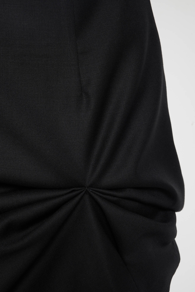 ASSYMETRICAL MINI SKIRT IN EXTRA FINE WOOL